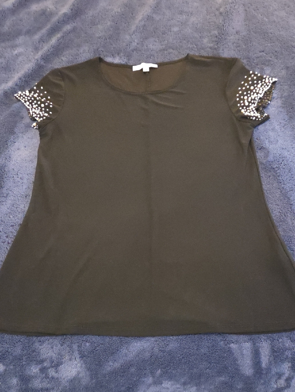 NWOT Annalee + Hope LADIES BLACK SHORT SLEEVE TOP WITH BEADED SLEEVES